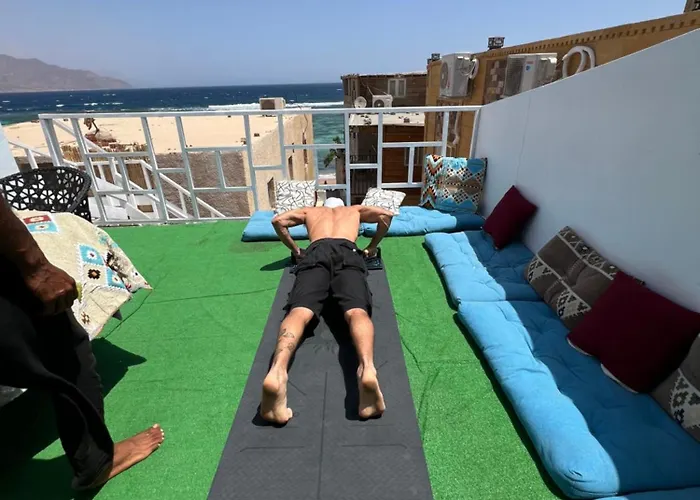 Hostel Zalooma House I Beachfront Dahab